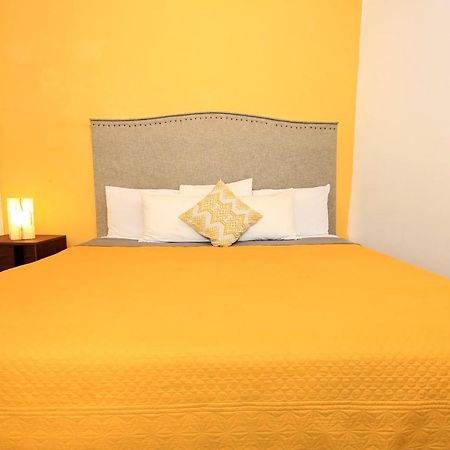 Hotel Universidad Guanajuato Bagian luar foto