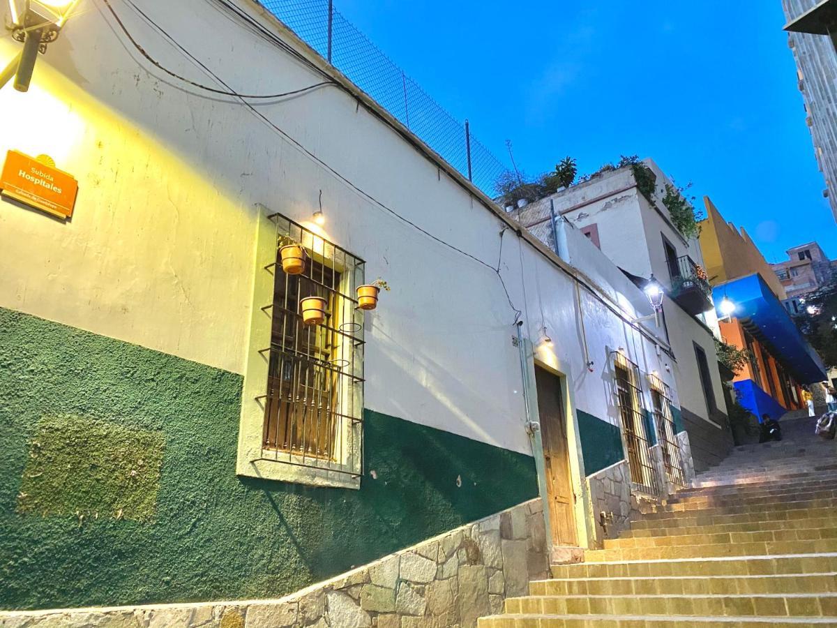 Hotel Universidad Guanajuato Bagian luar foto
