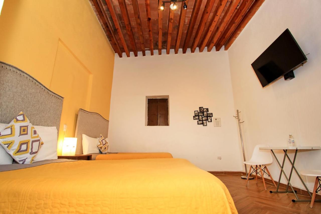 Hotel Universidad Guanajuato Bagian luar foto