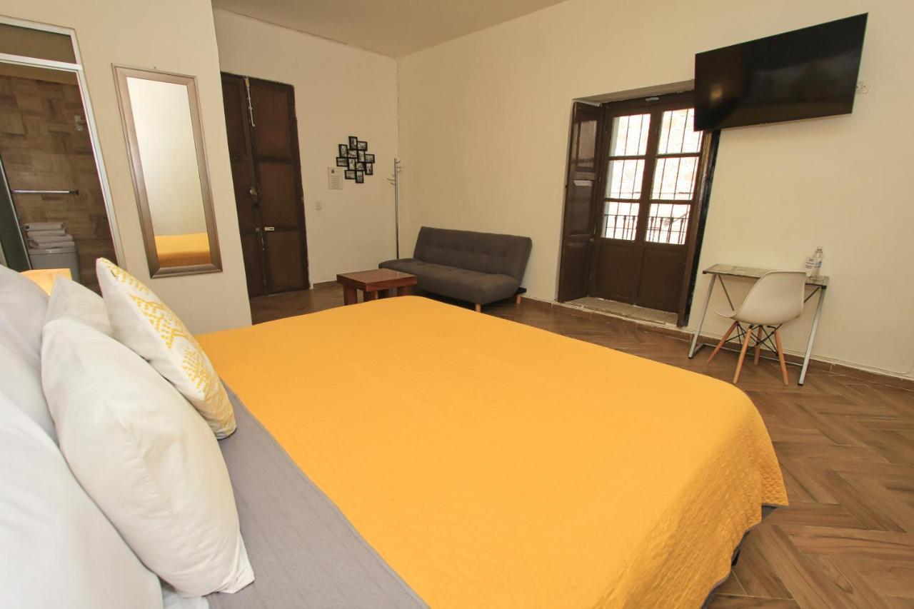 Hotel Universidad Guanajuato Bagian luar foto