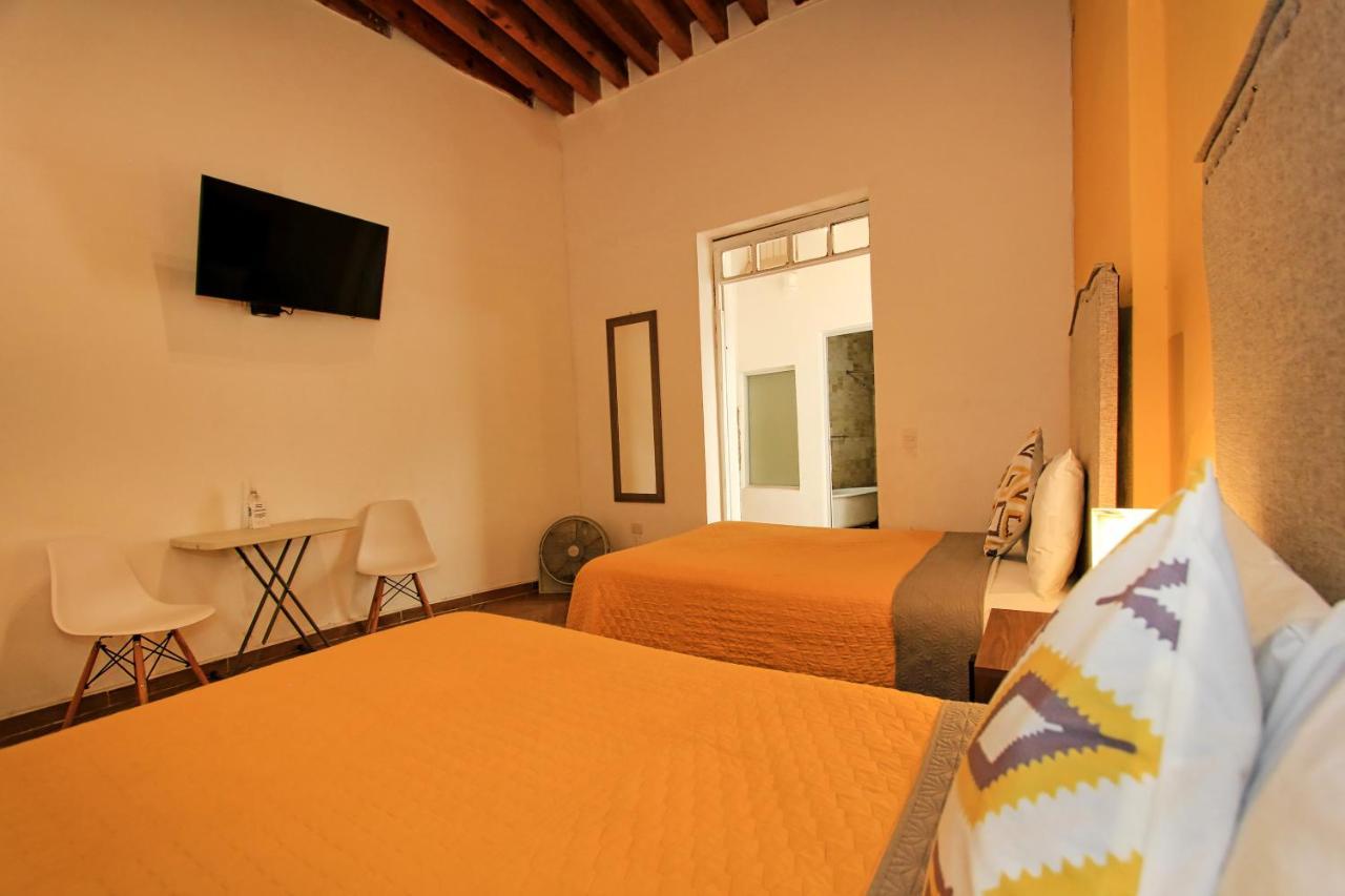 Hotel Universidad Guanajuato Bagian luar foto