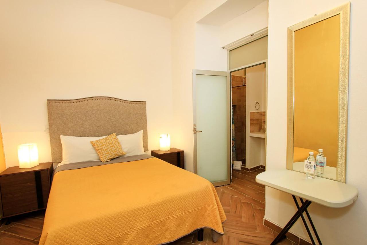 Hotel Universidad Guanajuato Bagian luar foto